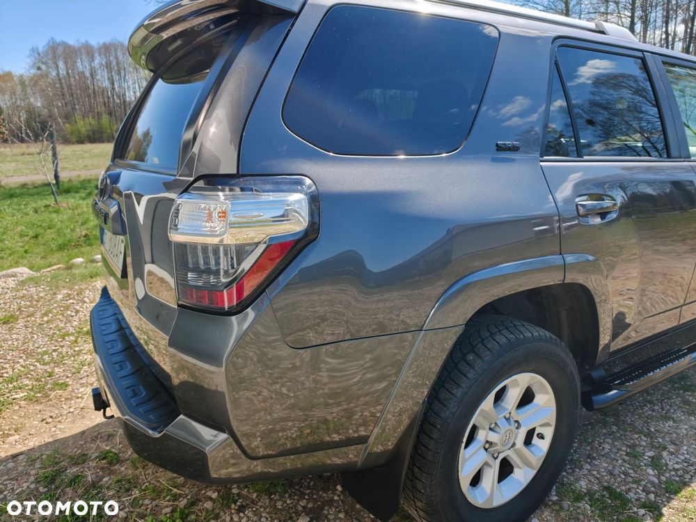 Toyota 4-Runner - 13
