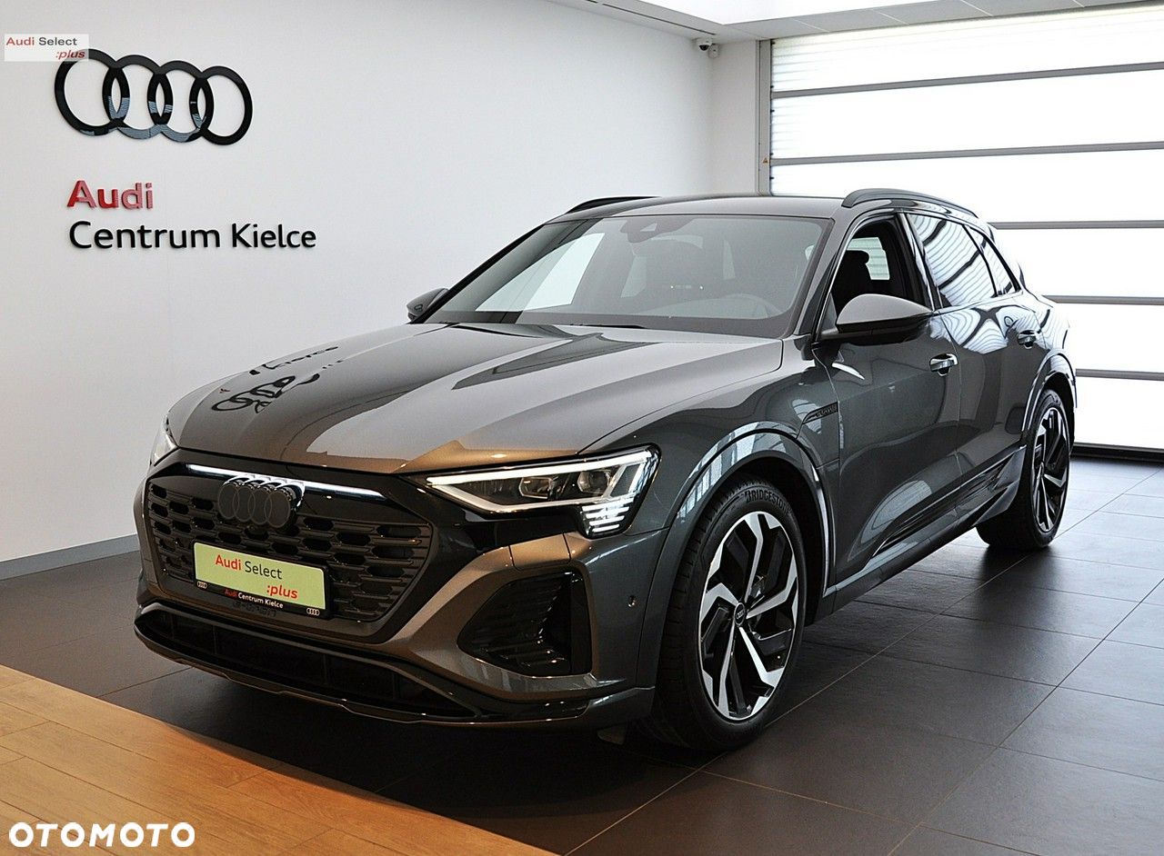 Audi Q8 - 1