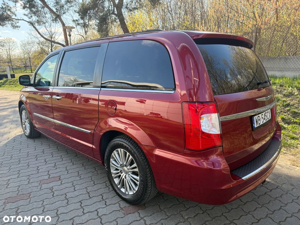 Chrysler Town & Country 3.6 Touring - 10