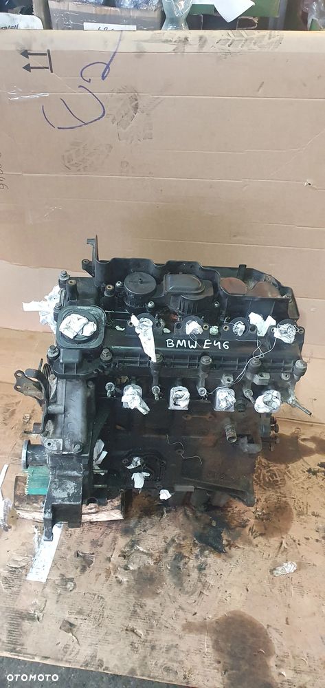 Silnik słupek blok silnika BMW 3 E46 2.0 D Przed lift M47D20 - 1