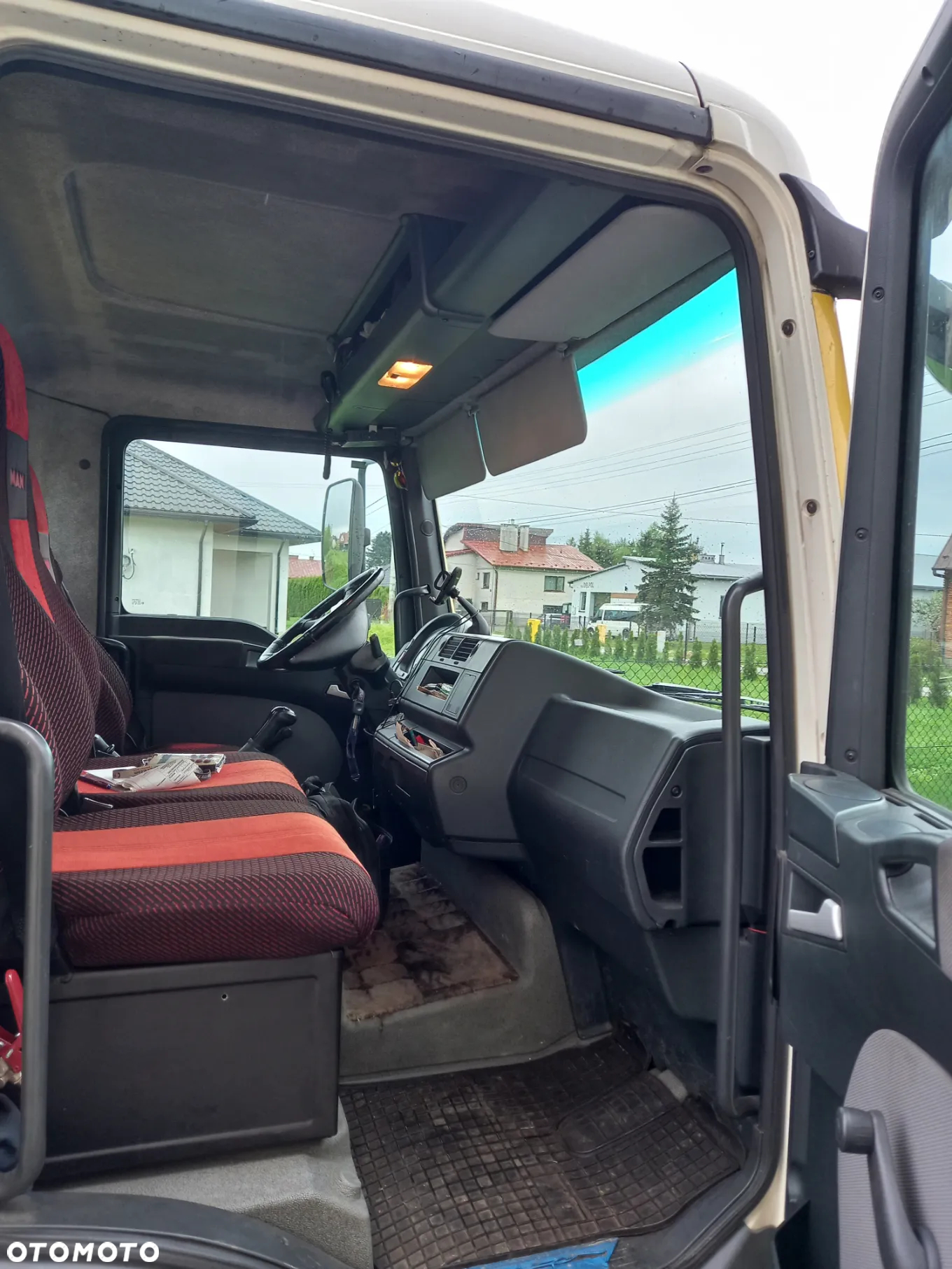 MAN TGL 12.210 - 3