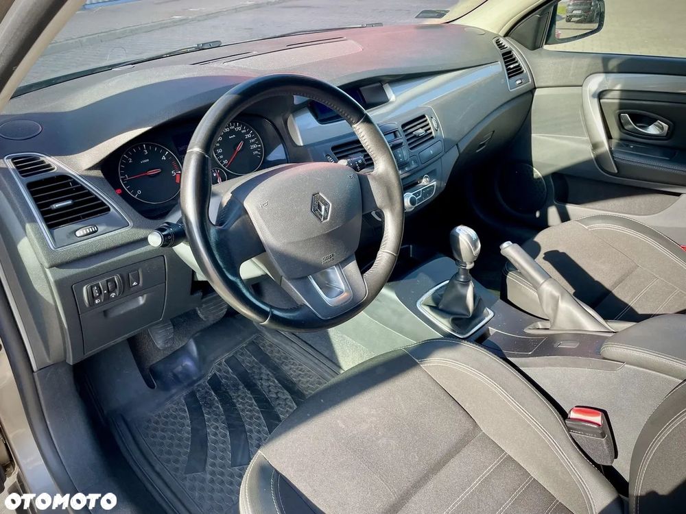 Renault Laguna 1.5 dCi Expression ESM - 9