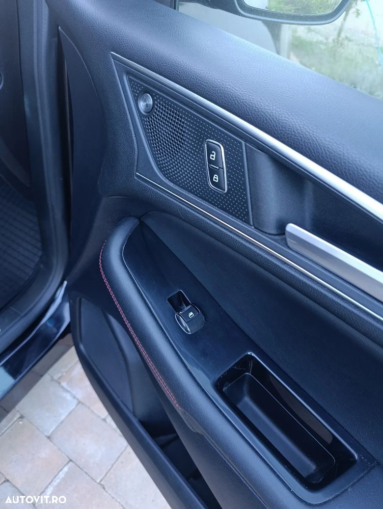 Ford Edge - 15