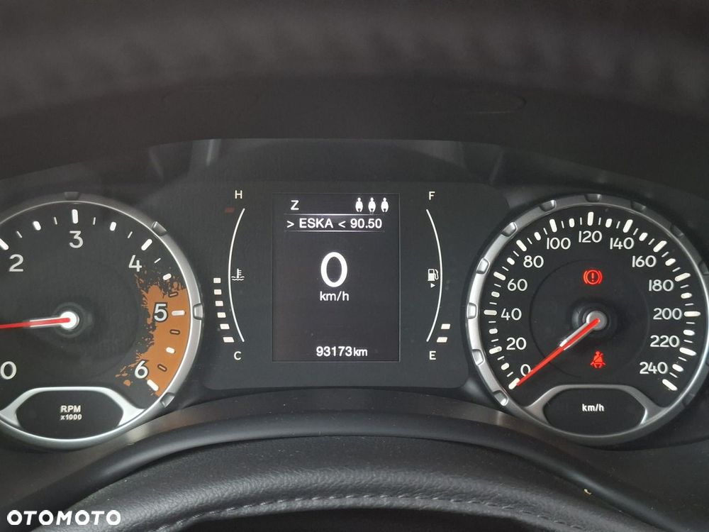 Jeep Renegade - 18