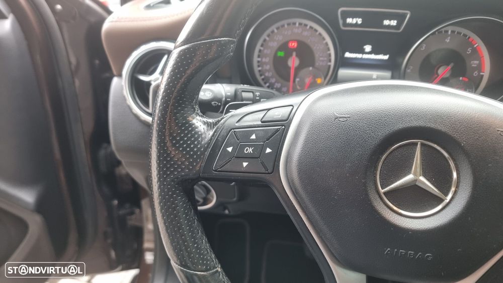 Mercedes-Benz GLA 200 CDi Urban Aut. - 21