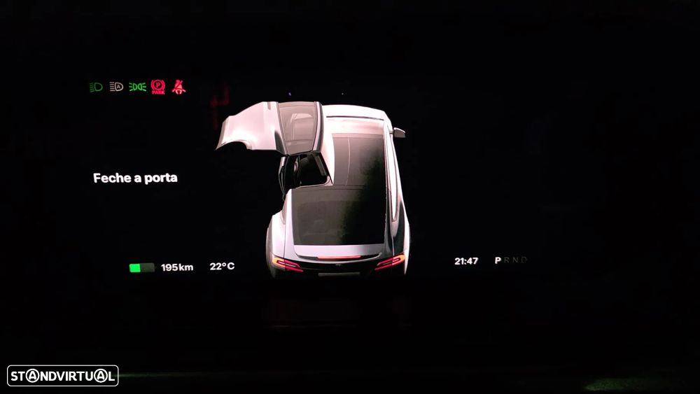 Tesla Model X Plaid AWD - 57