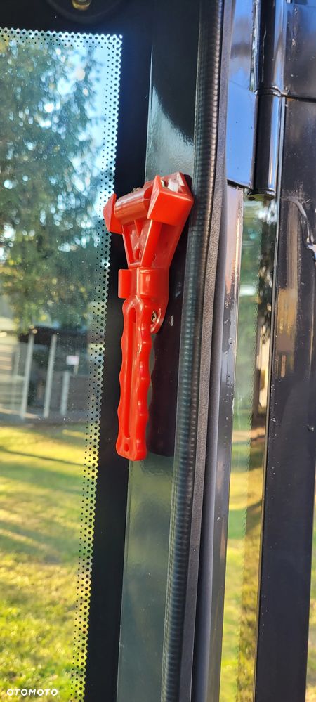 Inny Yufan YFT 15  Kabina - 19