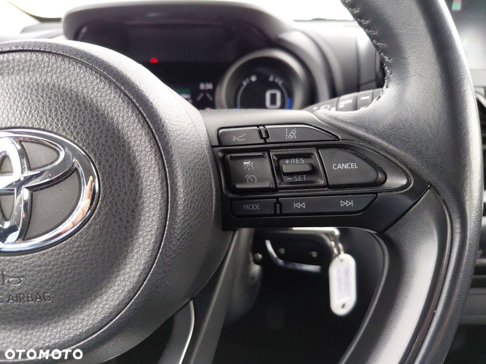 Toyota Yaris Cross Hybrid 1.5 Comfort - 23