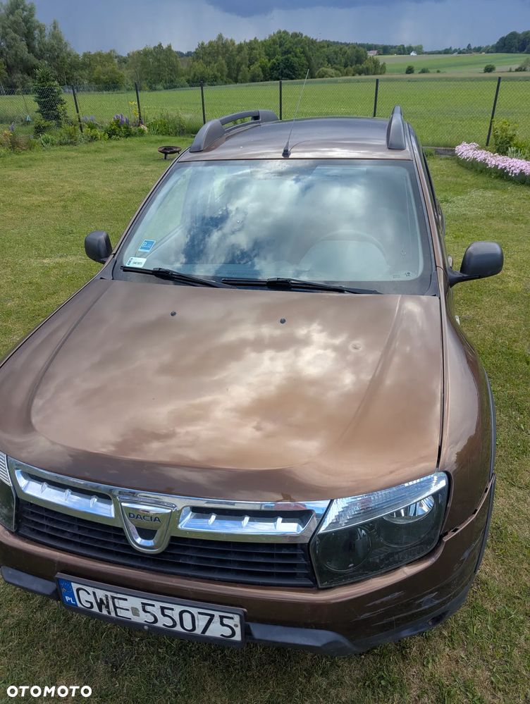 Dacia Duster 1.6 Laureate 4x4 - 10