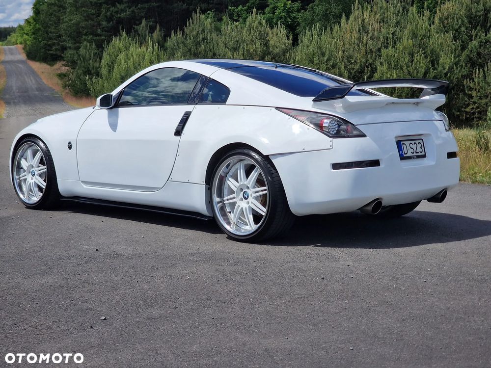 Nissan 350 Z - 16
