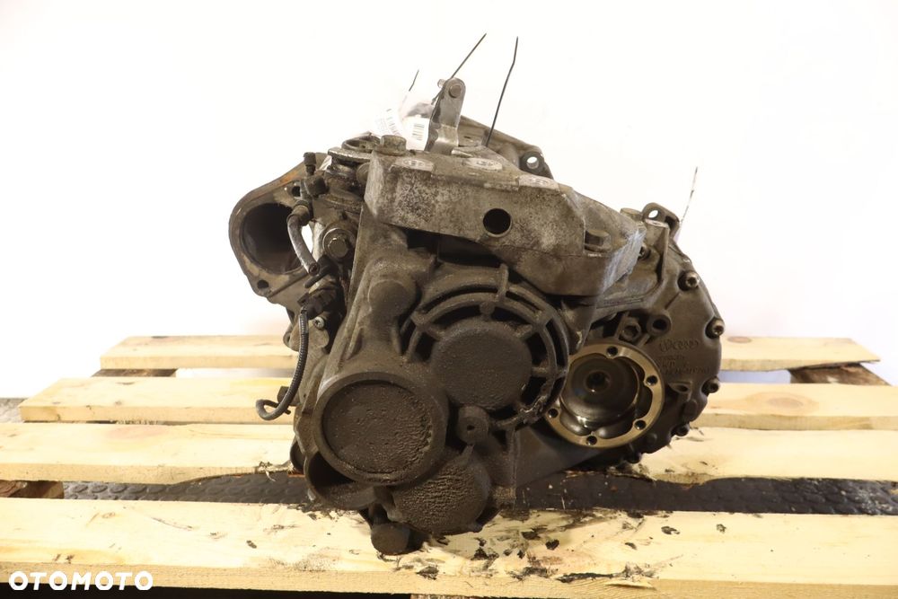 SKRZYNIA BIEGÓW 6 BIEGOWA SEAT ALTEA 2.0TDI - 2