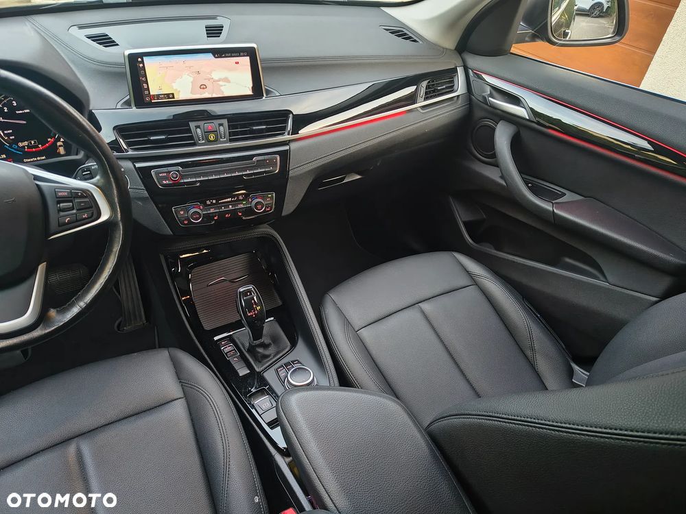 BMW X1 sDrive18i xLine - 17