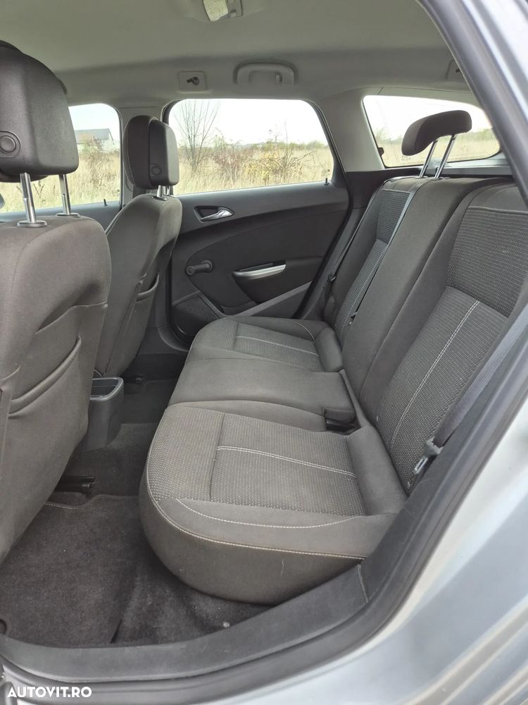 Opel Astra 1.7 CDTI DPF Design Edition - 8