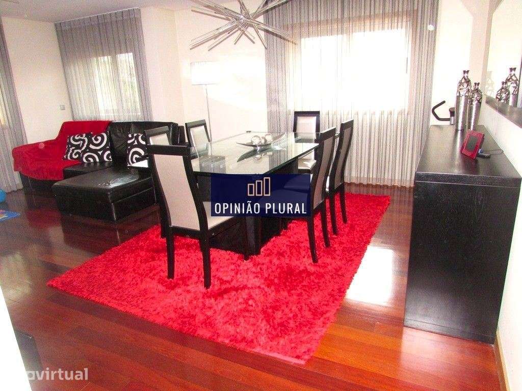T2 em condomínio fechado c/ box para duas viaturas e dois arrumos |... - Grande imagem: 5/19