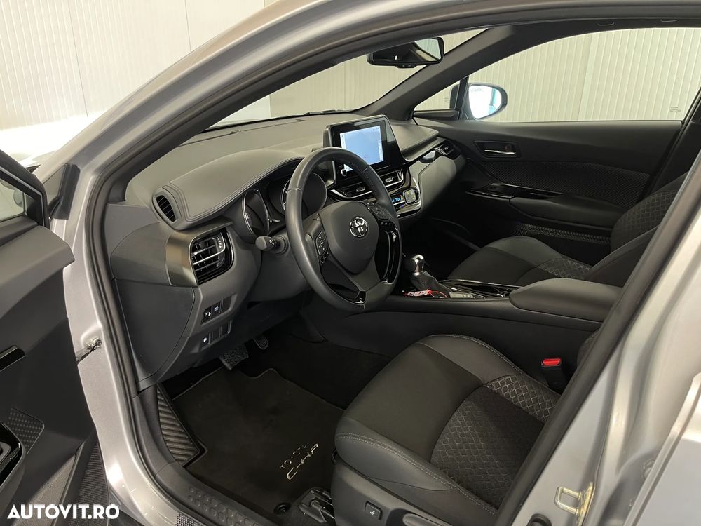 Toyota C-HR 2.0 HSD 184 CP 4x2 CVT Classy - 5