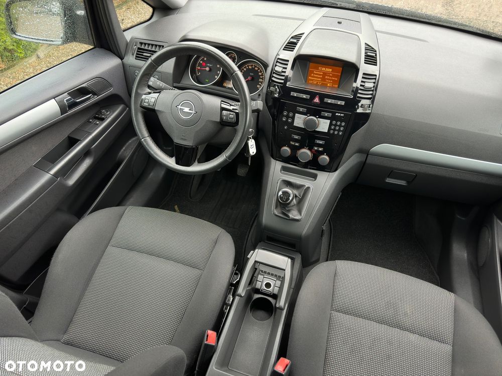 Opel Zafira 1.8 Family - 12