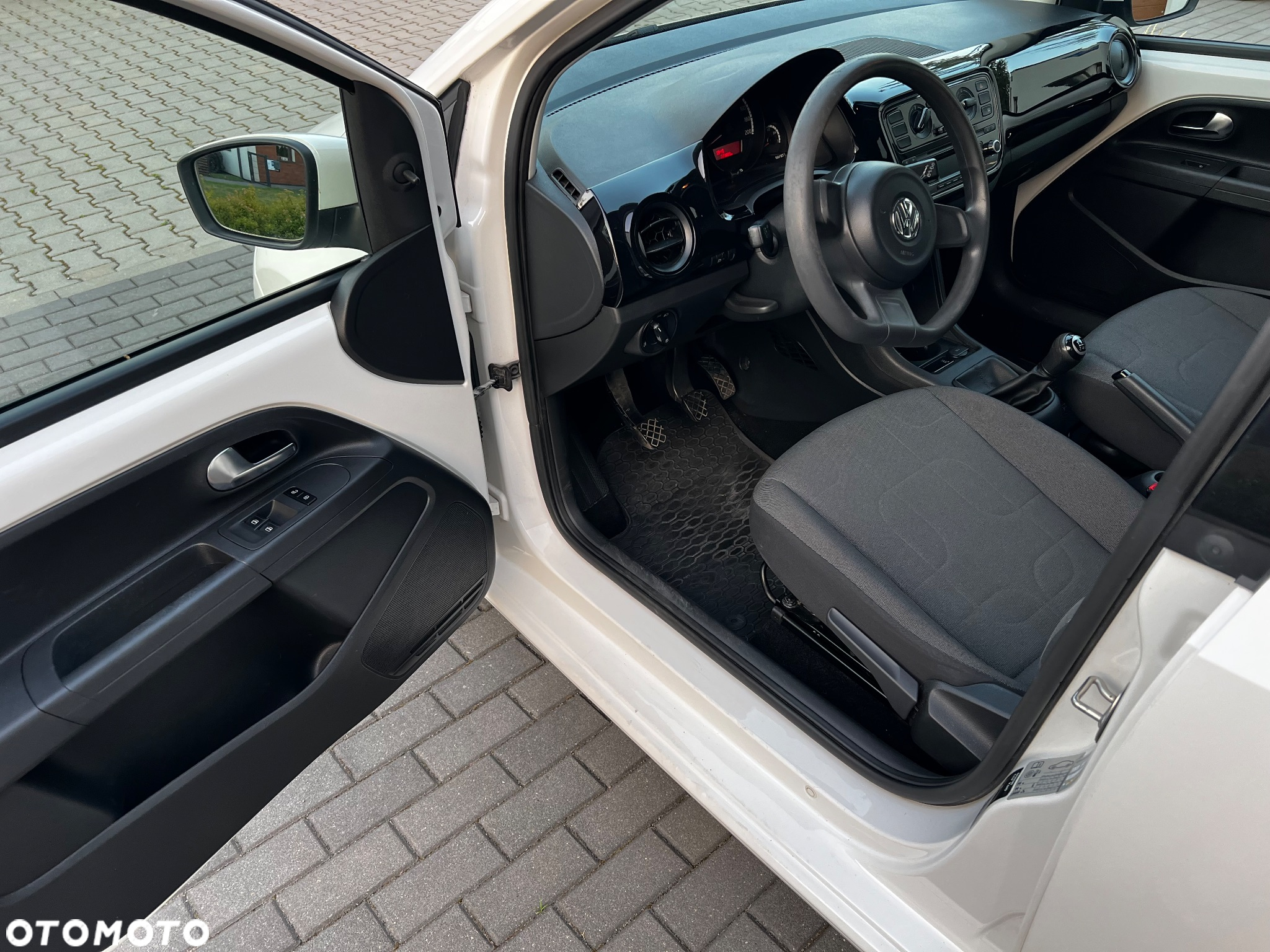 Volkswagen up! 1.0 move EU6 - 10
