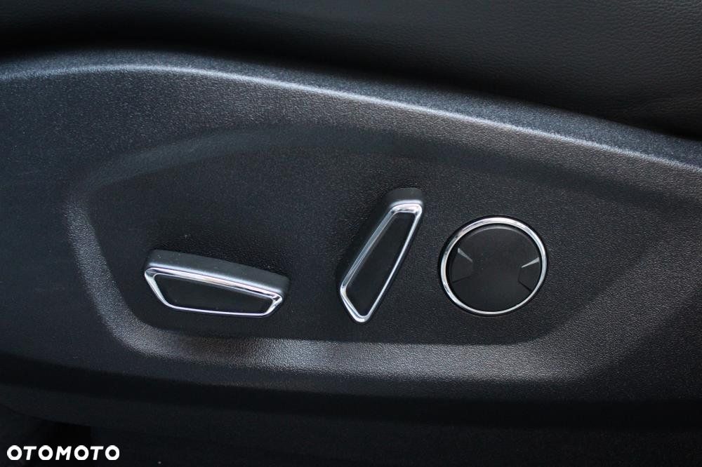 Ford S-Max - 14