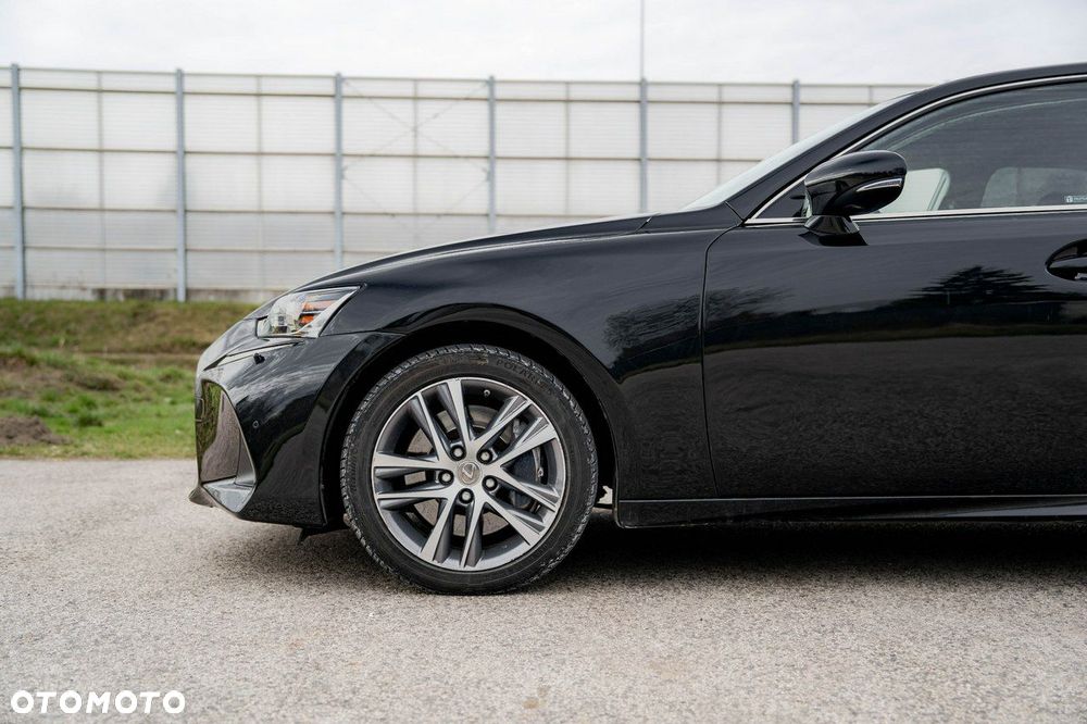 Lexus IS - 12