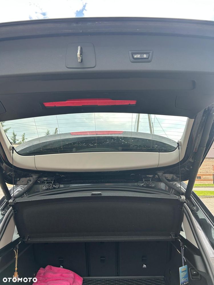 BMW X1 xDrive20d Sport Line - 23