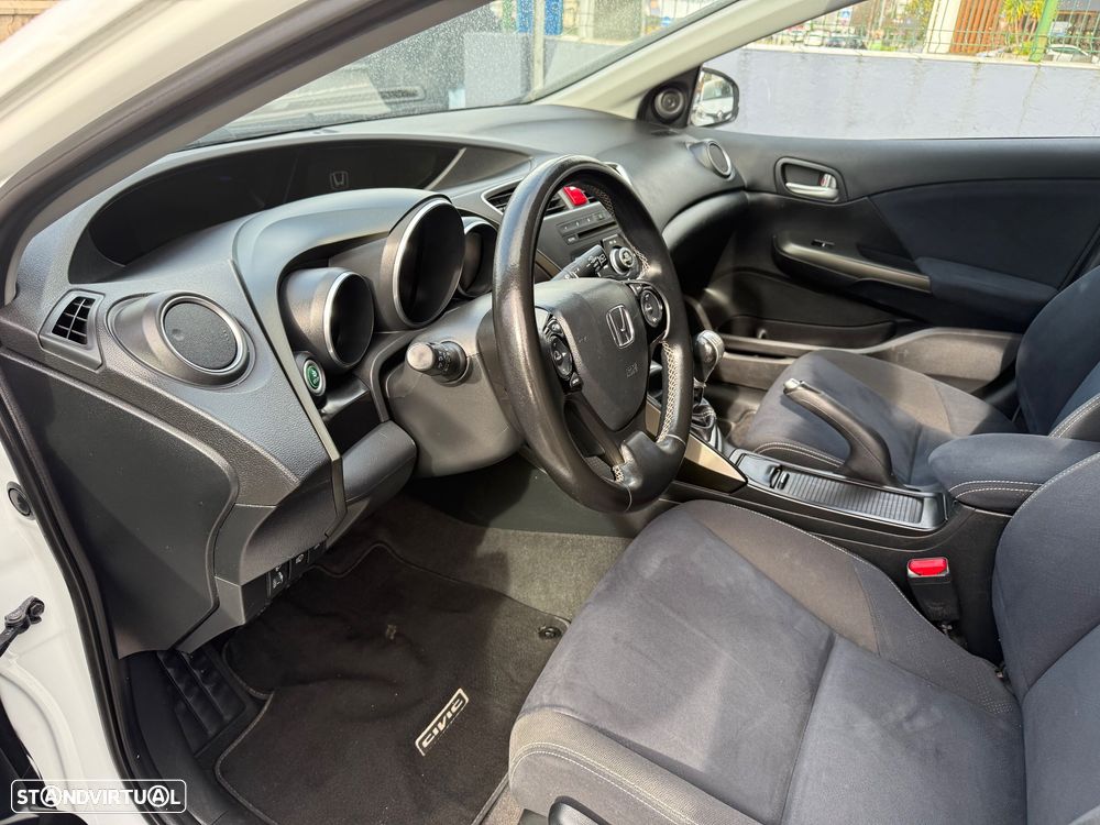 Honda Civic Tourer 1.6 i-DTEC Sport Navi - 17