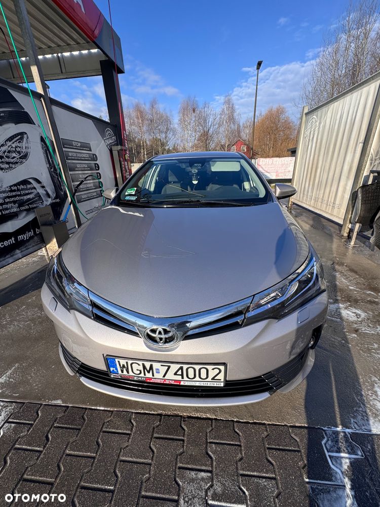 Toyota Corolla 1.6 Comfort - 1