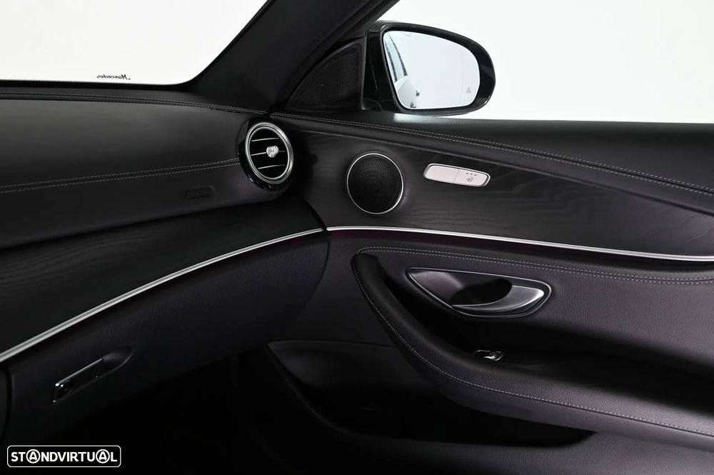 Mercedes-Benz E 300 de AMG Line - 27