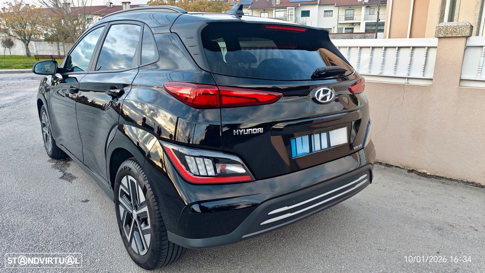 Hyundai Kauai 64 kWh Premium+P.Premium - 26