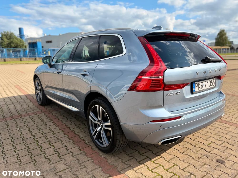 Volvo XC 60 B5 D AWD Inscription - 4