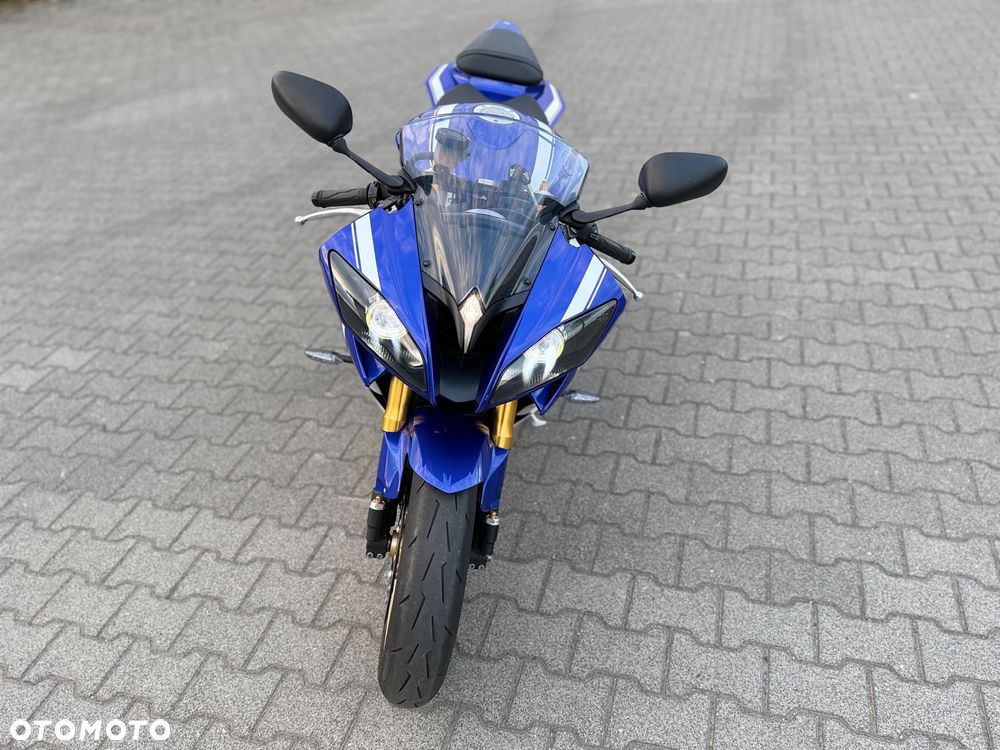 Yamaha R6 - 11