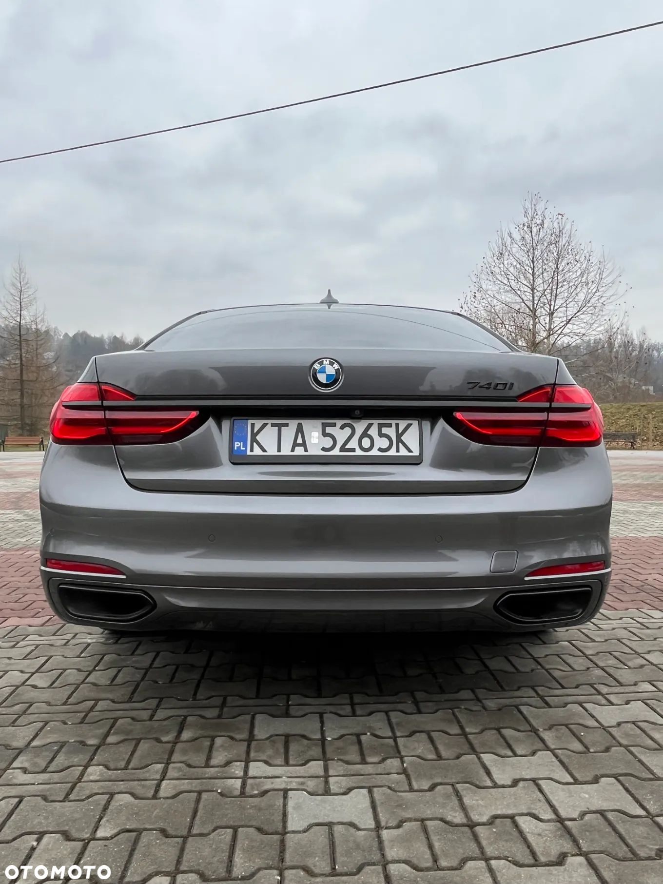 BMW Seria 7 740Li - 1