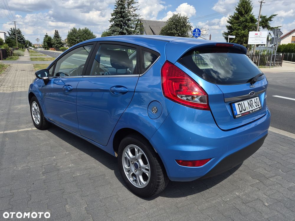 Ford Fiesta 2009 photo 3