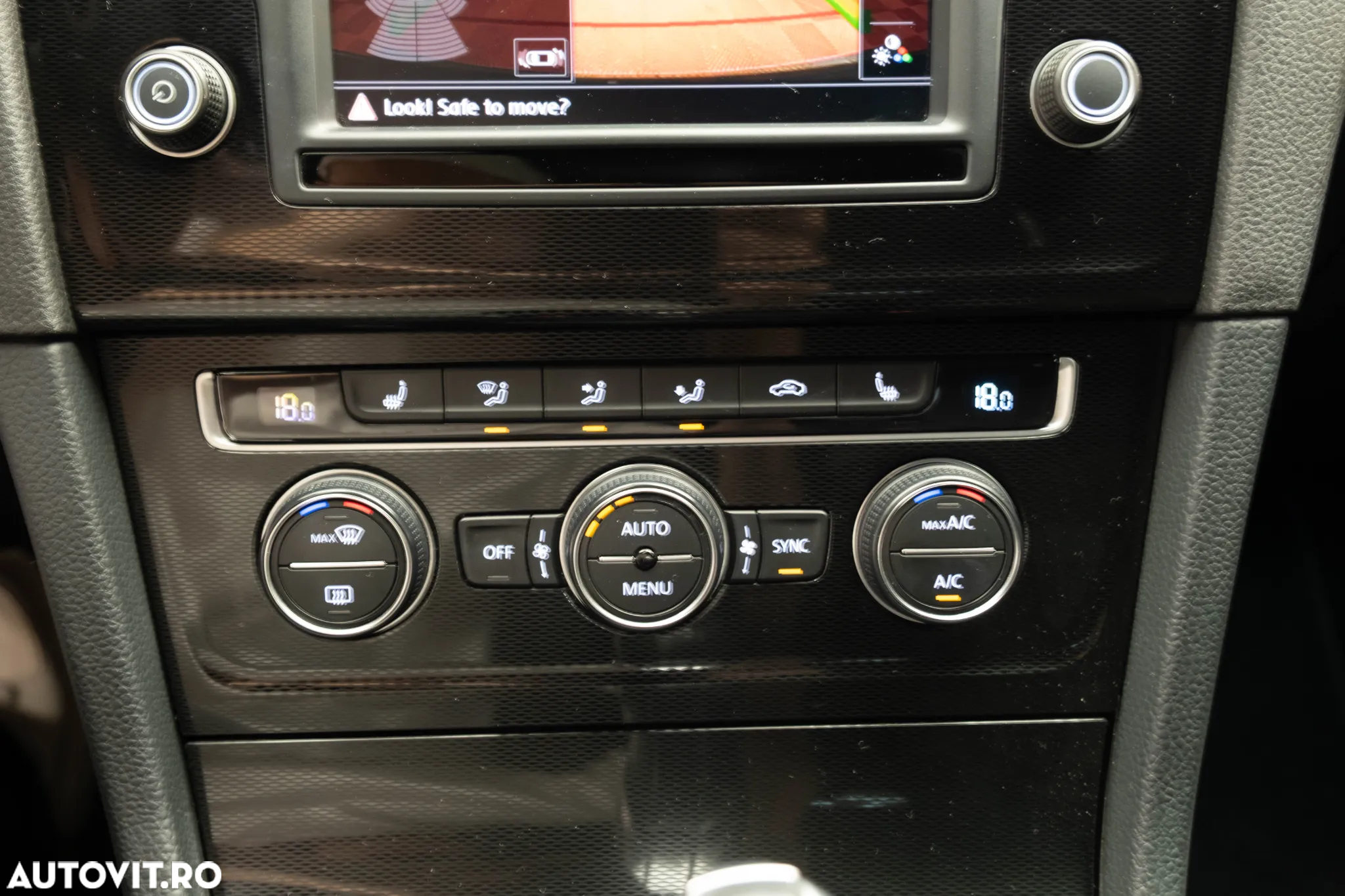 Volkswagen Golf 2.0 TDI DSG GTD - 18