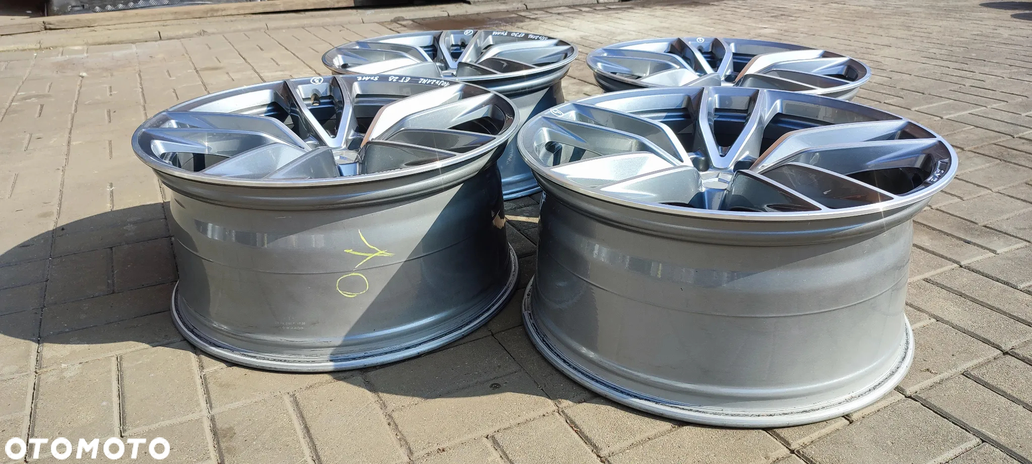FELGI STRUKTURANE 5x112 9,5Jx 21 CALI ET30 fi 66.6 x2 2534013800 10Jx21 CALI ET 28 2534013900 AMG MERCEDES GLC KOMPLET 4 SZTUKI - 18