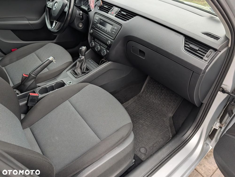 Skoda Octavia 1.6 TDI Active - 22