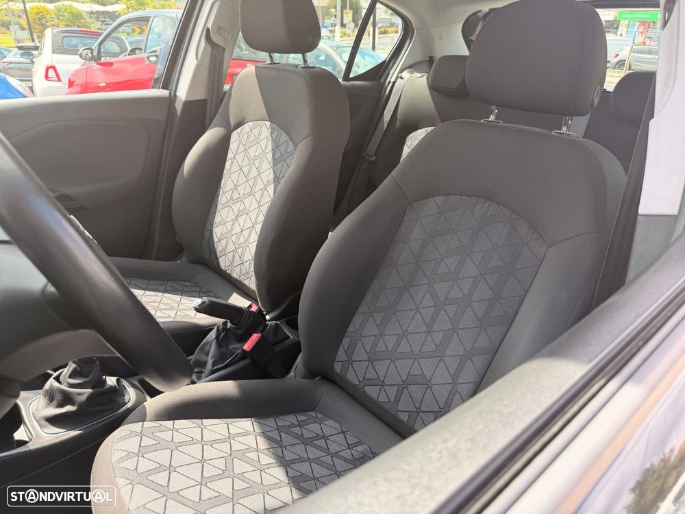 Opel Corsa 1.2 120 Anos - 25