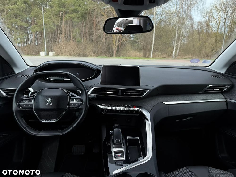 Peugeot 3008 1.6 PureTech GPF Allure S&S EAT8 - 18