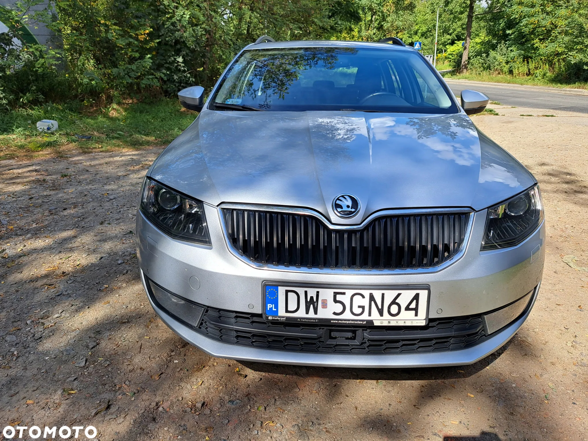 Skoda Octavia 2.0 TDI Elegance DSG - 2