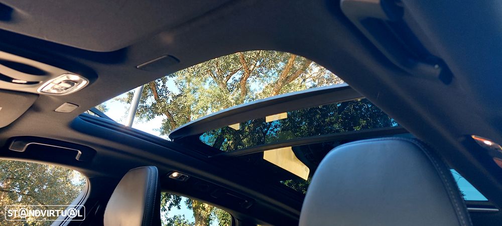 Volvo XC 60 2.0 B5 R-Design AWD - 10