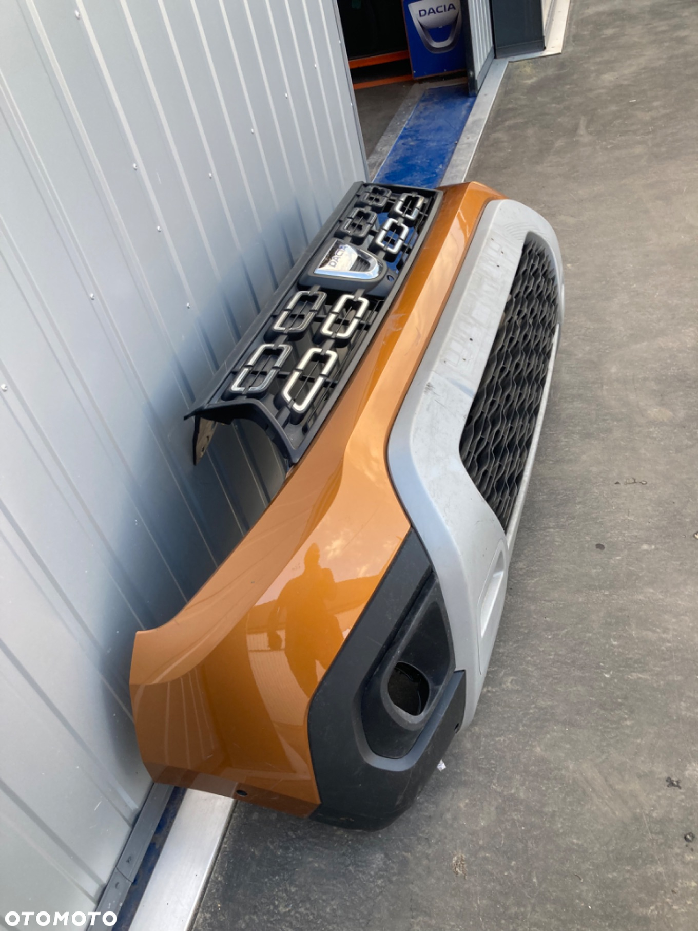 DACIA DUSTER 2 II ZDERZAK PRZEDNI PRZÓD Otwory na PDC Wwa - 4