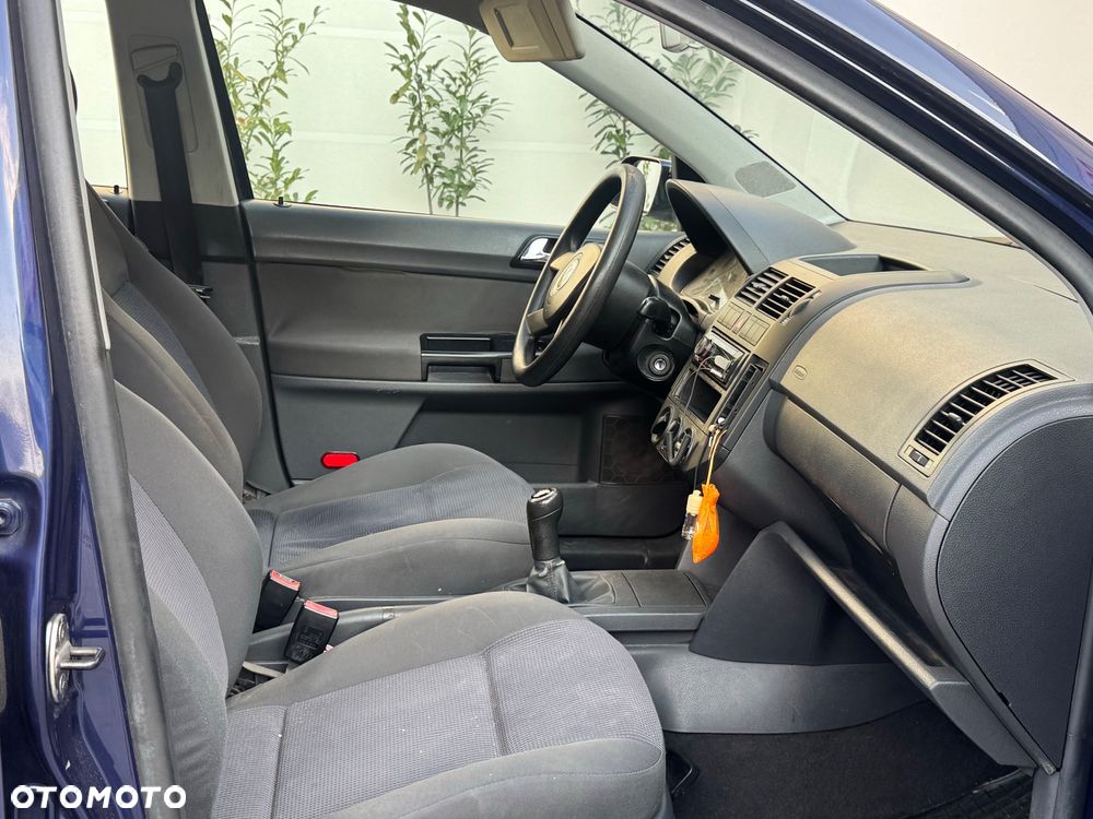 Volkswagen Polo 1.2 Trendline - 24