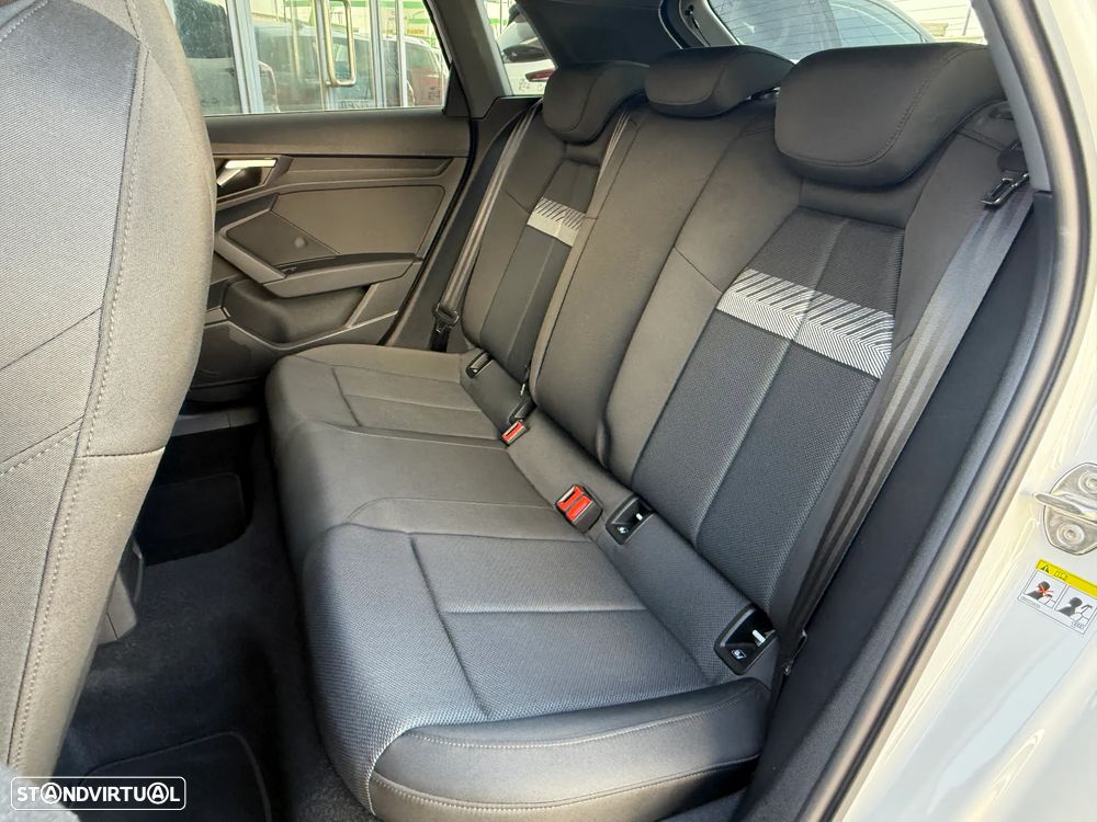Audi A3 Sportback 30 TDI S line S tronic - 18
