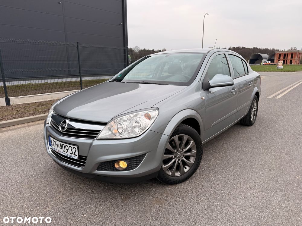 Opel Astra 1.6 Edition - 1