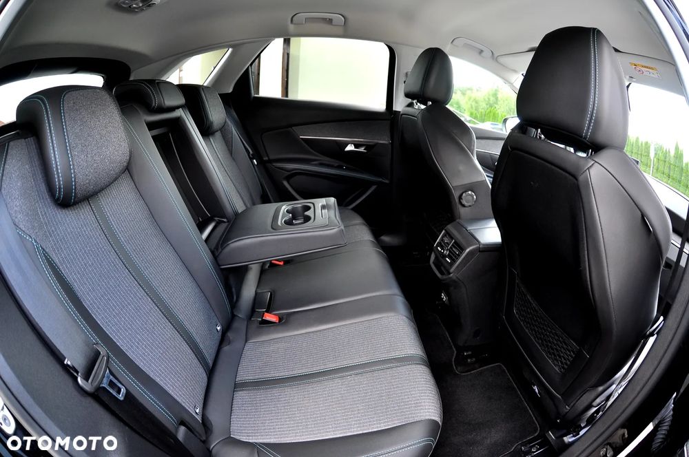 Peugeot 3008 BlueHDi 130 Stop & Start EAT8 Allure - 22