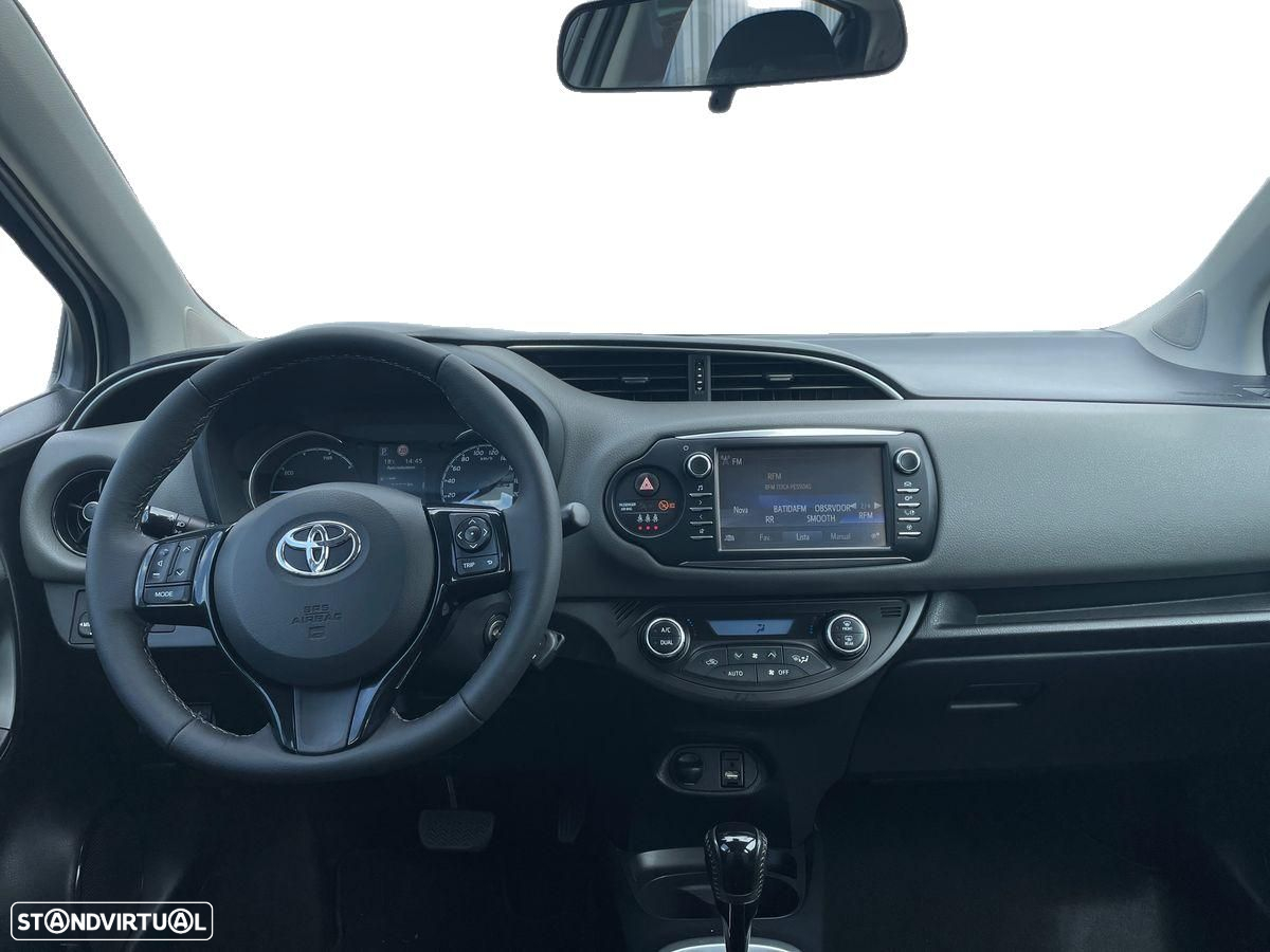 Toyota Yaris - 8