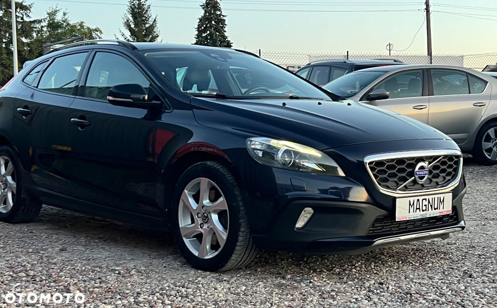 Volvo V40 Cross Country D3 Geartronic Momentum - 3