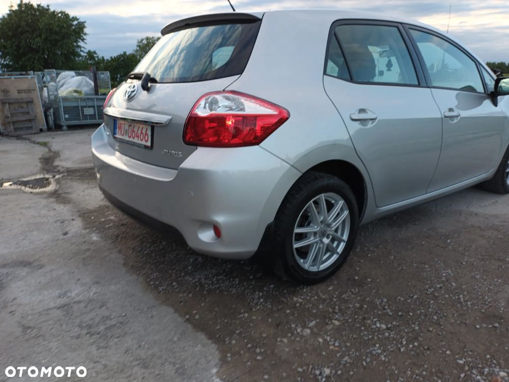Toyota Auris 1.6 Valvematic Multidrive S START Edition - 10