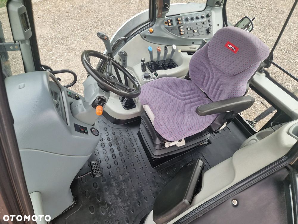 Valtra T131 HiTech - 7