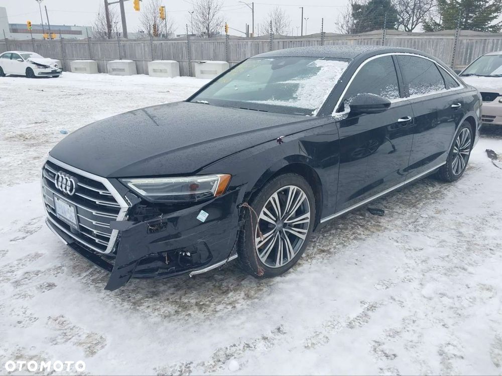 Audi A8 - 4