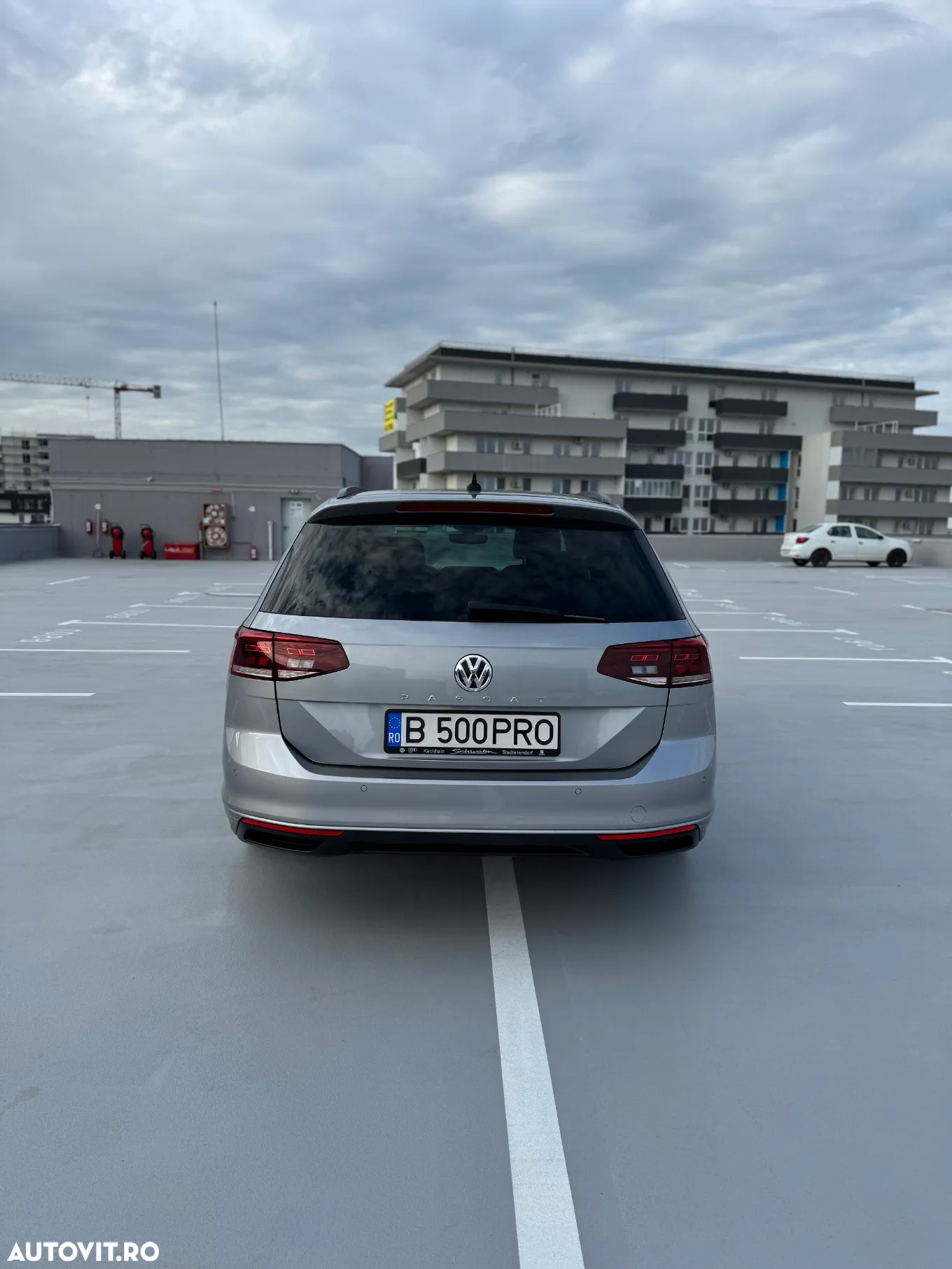 Volkswagen Passat - 6
